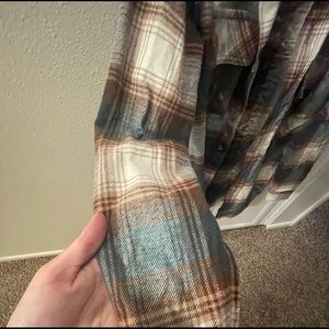 Aritzia TNA plaid oversized button up